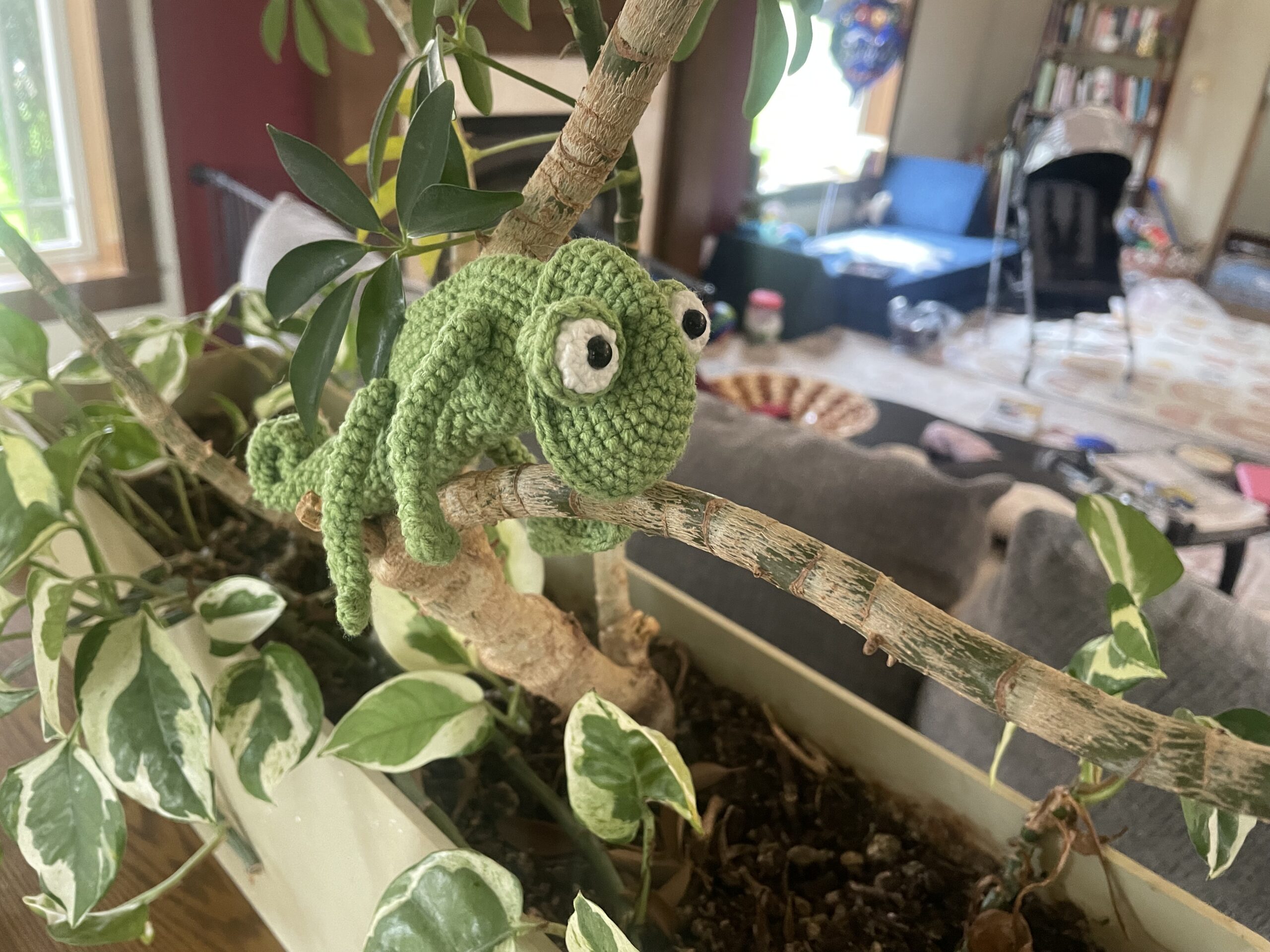 Grabby Chameleon - Image 3